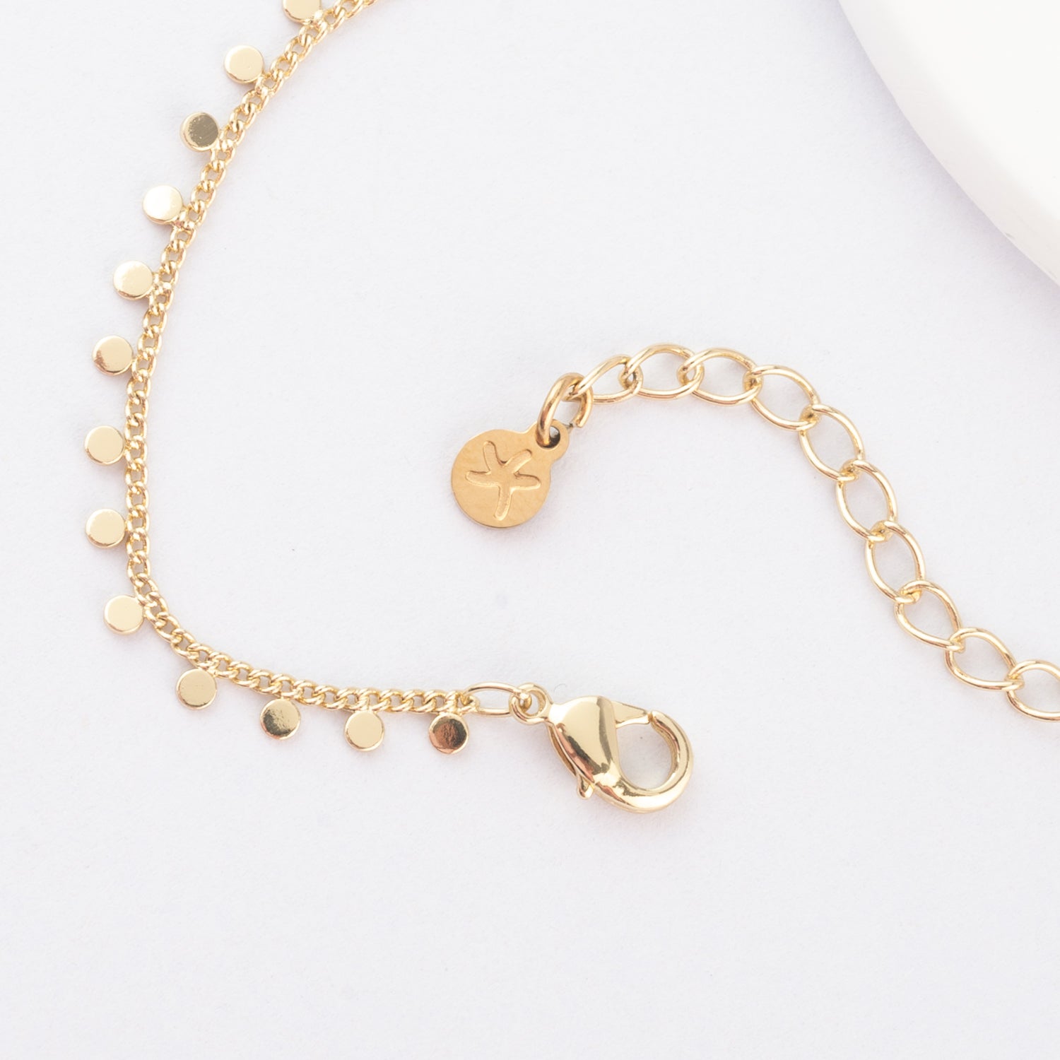 Joyful Radiance Necklace in Gold